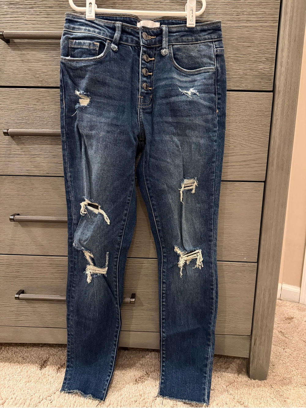 High-Rise Distressed Skinny Jeans in Dark Blue